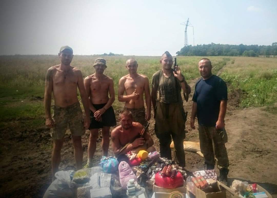 Lileiev's tweet photo. З Міжнародним днем волонтера. Дякую! https://t.co/8mpNHCXMwG