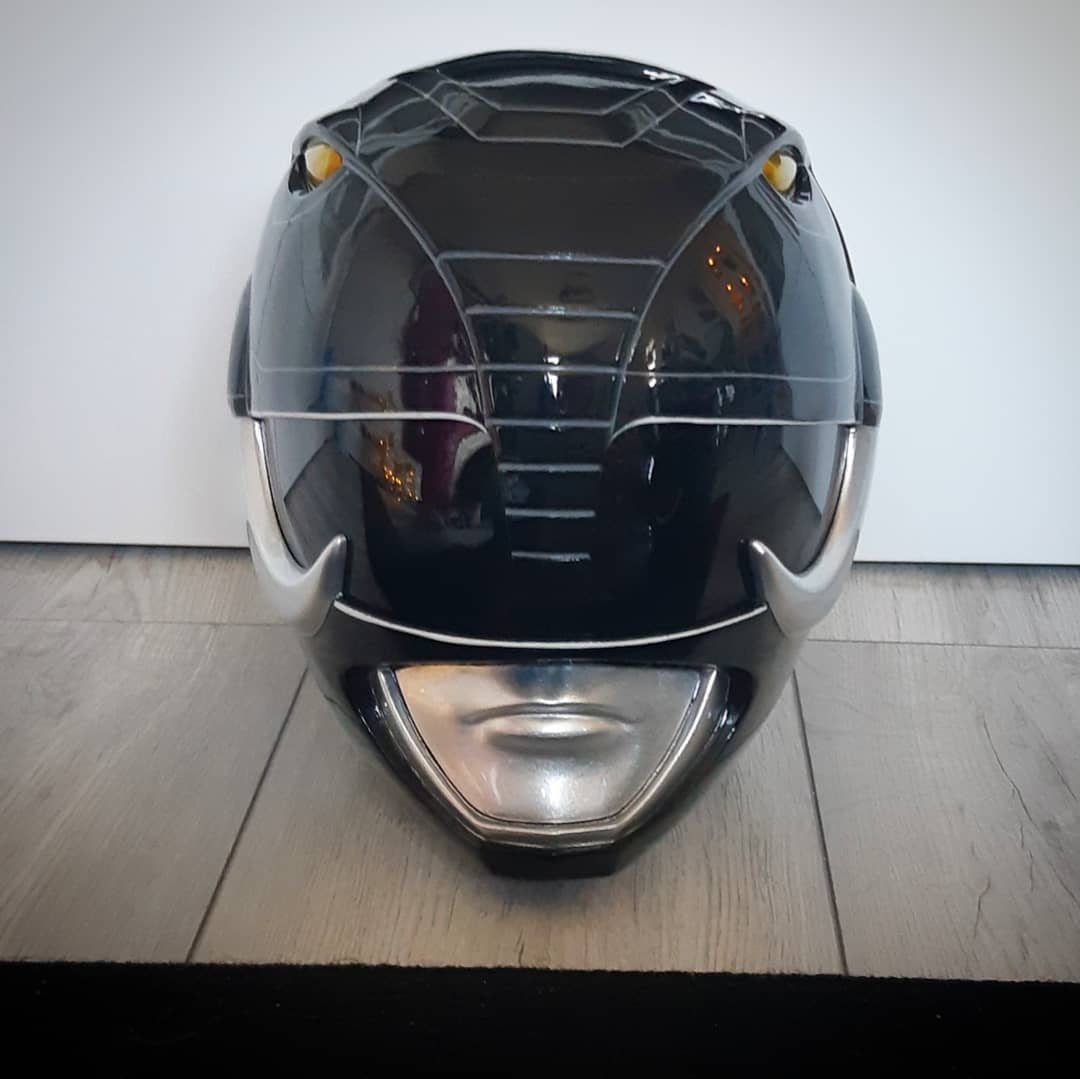 Wild Ranger 5 Props ( https://www.facebook.com/WildRanger5Props/)*UK cosplay maker for PR Helmets, buckles, specific suits“Helmets are $450 each shipped, buckles are $60 with stickers and an extra $15 for chrome” #PowerRangers