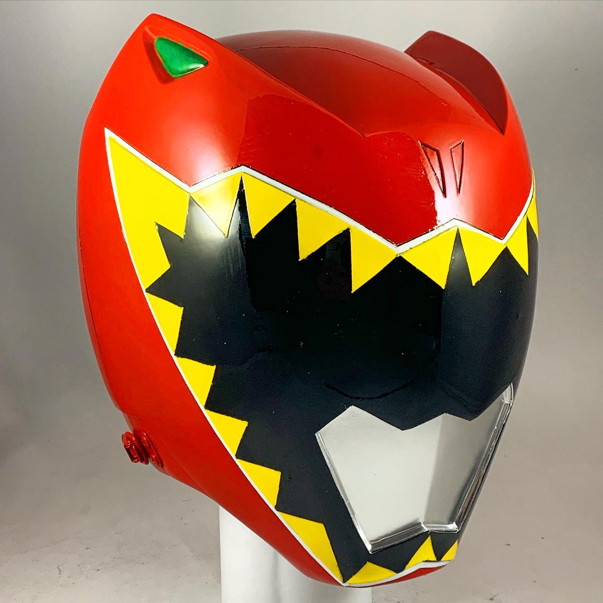 Legendary Props ( https://www.facebook.com/legendaryprops&nbsp;)*As of right now, their commissions are closed, but they do make some pretty good helmets. #PowerRangers