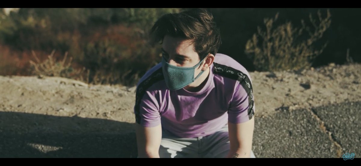 hey hey if you love ethan click the purple heart              