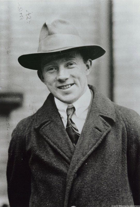 Werner Heisenberg, born #OTD in 1901, was only 31 when he was awarded the 1932 Physics Prize for the creation of quantum mechanics.

He is known for his uncertainty principle which says if you know the exact position of a particle you cannot know its exact momentum and vice versa