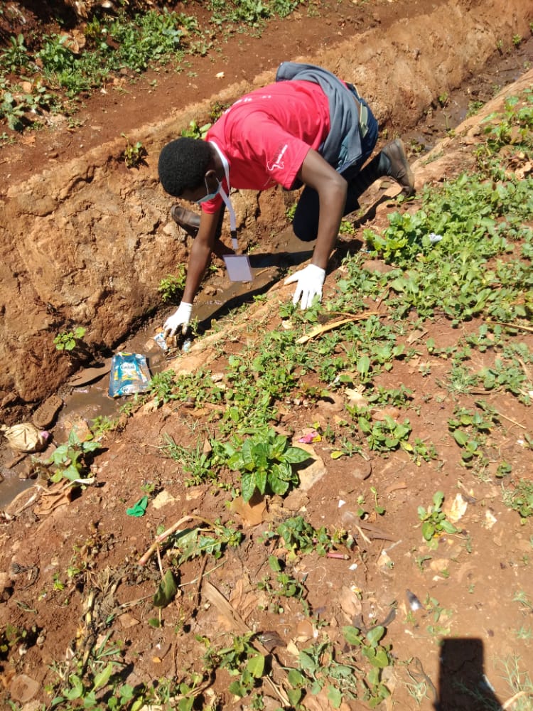 KalaniMiriam's tweet photo. It should be everyone's duty to keep the environment clean
#EUAmrefKochCleanUP https://t.co/kBUWsqk3ZO