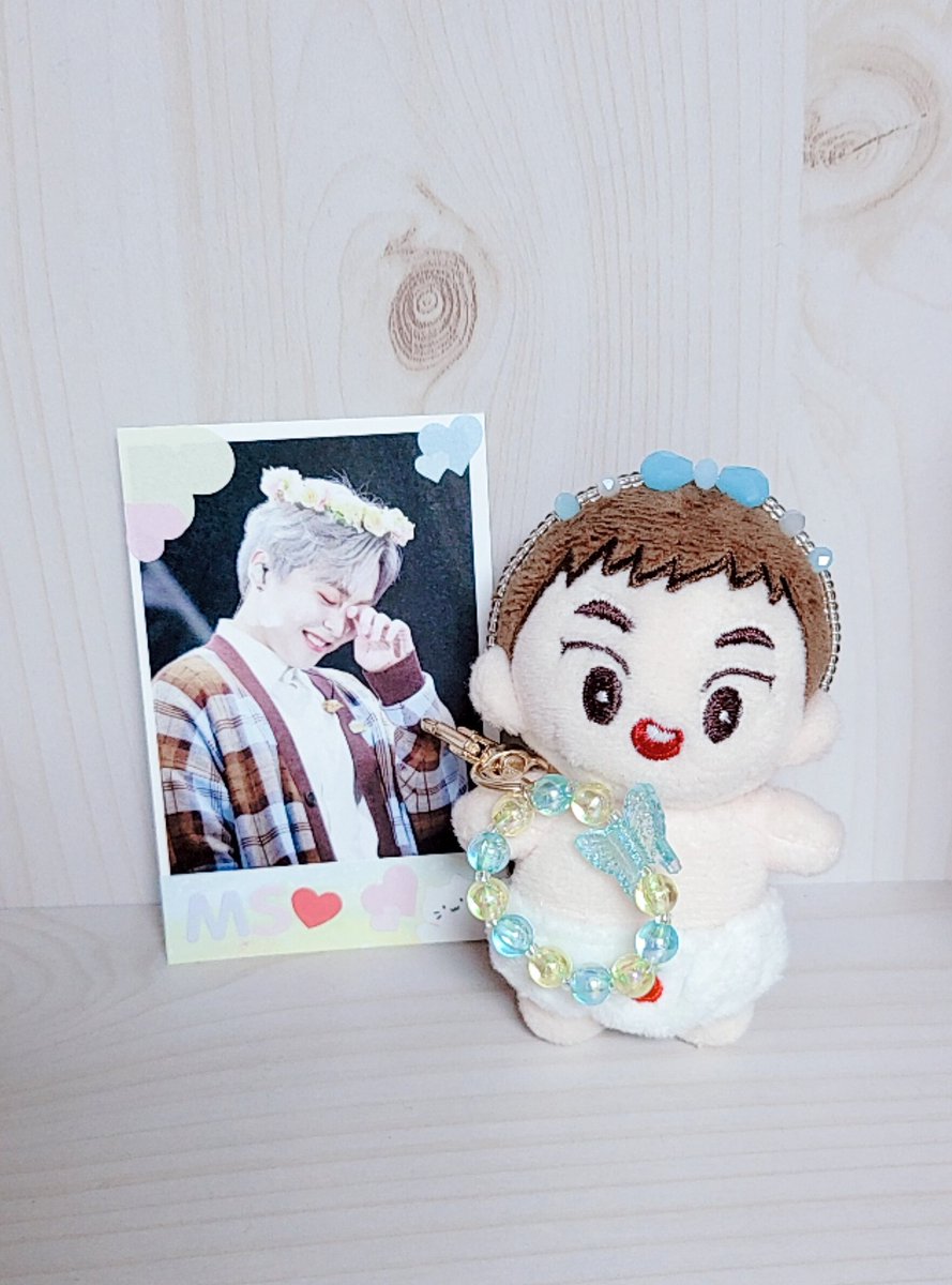KBD_yond's tweet photo. @gksruf0499 결림 진짜 너무 큐띠빠띠해요 8ㅅ8 이쁜 키링이랑 밍돌이 머리띠 너모 잘 받았습니다(˘̩̩̩ε˘̩ƪ) 더군다나 밍서기 플꾸까지. 제가 젤루 애정하는 친구인데ㅜㅜㅠㅠㅠ 감사합니다🥺❤ 앞으로도 오래오래 함께해요❤ https://t.co/wKvVoM0z5r