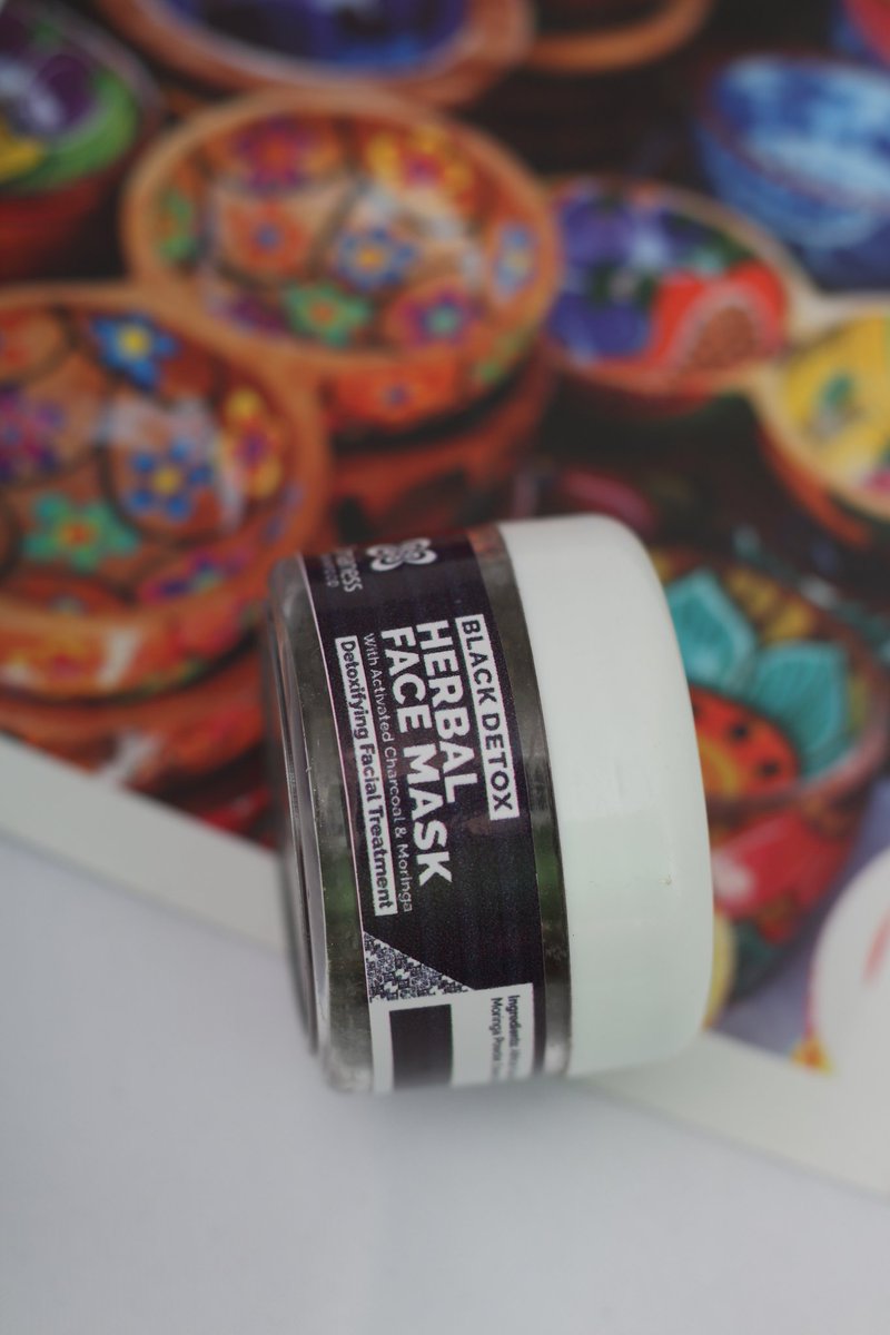 OmanessOfficial's tweet photo. If you were an Omaness Herbal Face Mask, which would you be?
a. Glow Baby
b. Sweet Sixteen
c. Blemish Free
d. Black Detox
#omaness #skinfood #feedyourglow #brownskingirl #westafricanskinfood #madeinafrica https://t.co/CXTcO9TZZ7
