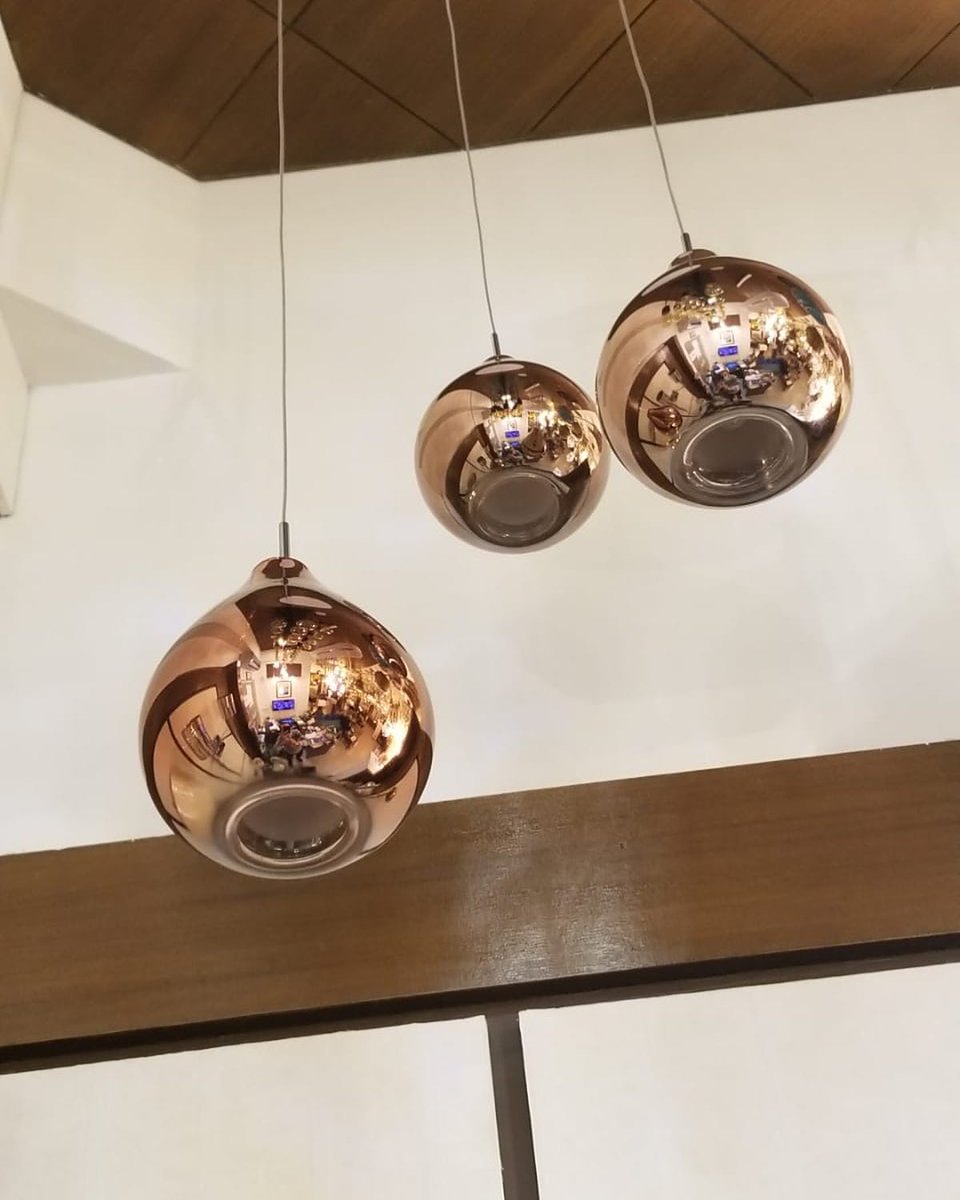 massivelights's tweet photo. The Ultimate Lighting Experience! @massivelightgallery #homedecor #interiordesign #interiorarchitecture #lights #chandeliers #led #ledlights #walllights #hanginglights #gardenlights #outdoorlighting #outdoorlights #lightingsolutions #spotlights #searchlights #metalight #interior https://t.co/9vxQ4zbkjA