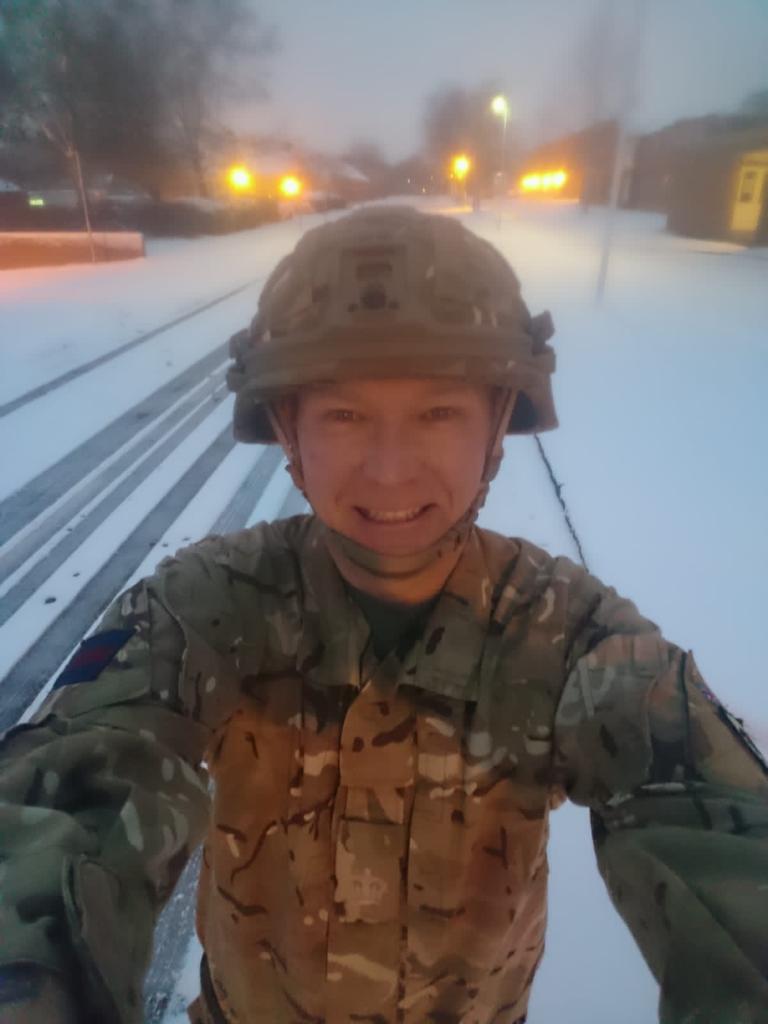 GrenadierGds's tweet photo. Congratulations to all those who have earned promotion to WO1.

WO2 Bailey 
WO2 Bennett 
WO2 Dacey 
WO2 Wiseman https://t.co/p4AlsORrrF
