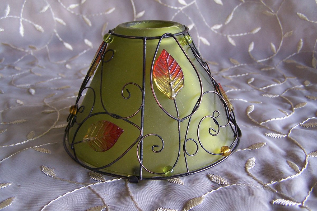 STUFFEZES's tweet photo. Excited to share the latest addition to my #etsy shop: Wire Wrapped Green Glass Lampshade Small Lamp Shade Leaf Motif Woodland Fairy Garden Decor Replacement Light Cover 5"wx3"h Opening 1.25" https://t.co/0ycDOkHUqj #smalllampshade #glasslampshade #wirewrapped #artnouv https://t.co/hZx600Z9vm