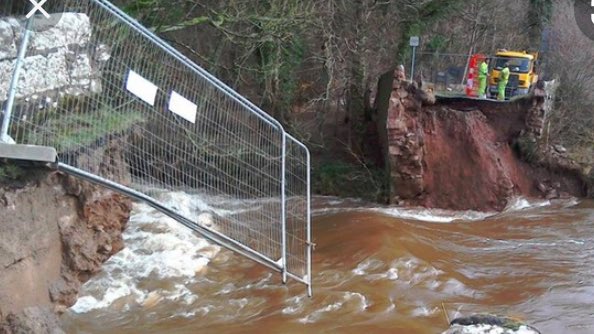rattycastle's tweet photo. #stormdesmond our lovely old bridge was washed away #Bellbridge was finally replaced last year β€οΈ and it fits in the area so well https://t.co/d8v8vcn8v9