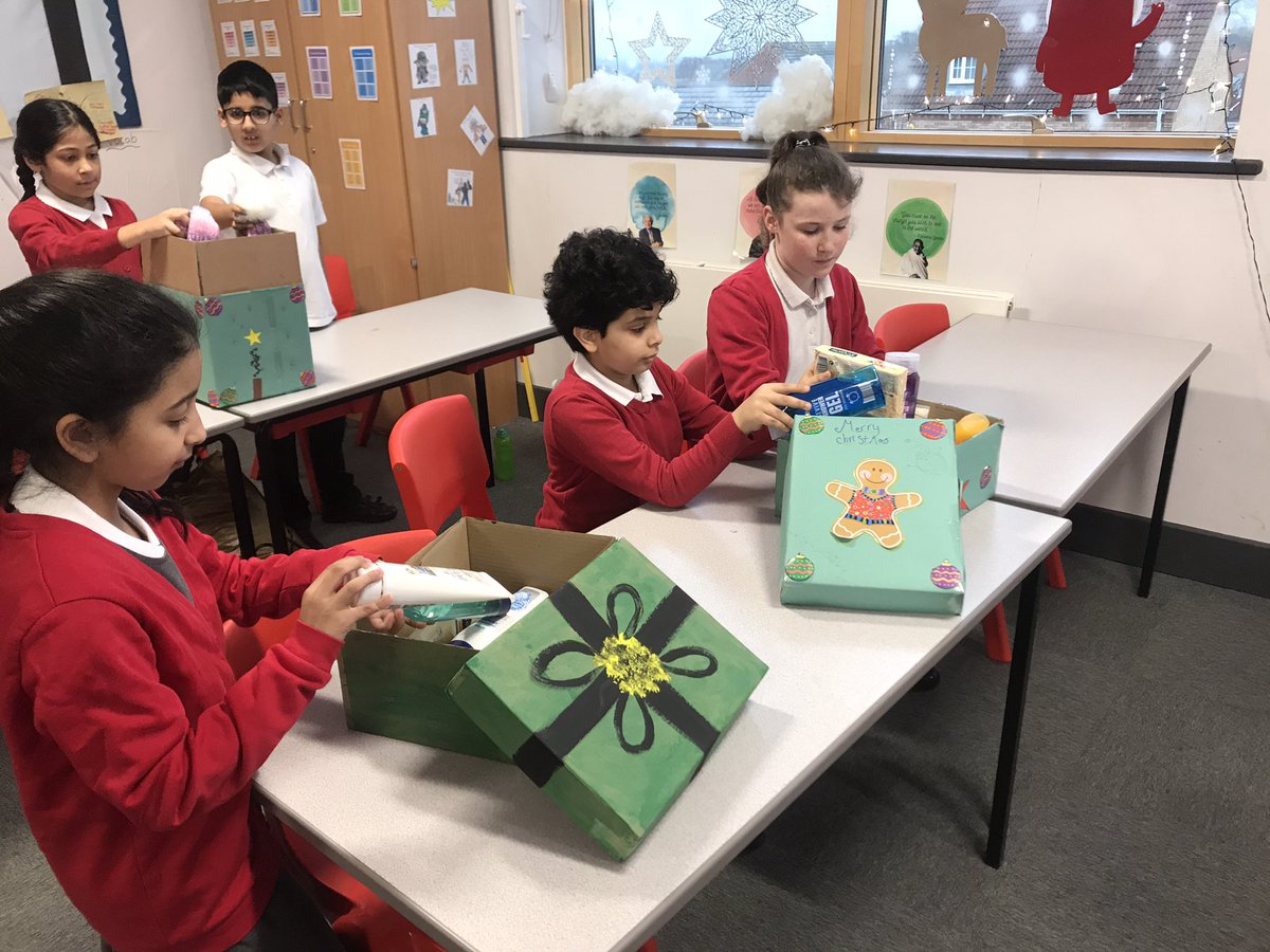 Wow! I was overwhelmed by the generosity of children and parents this week for the #TMETchristmashug The donations are going to help lots of people in need and shows our Kestrel community spirit. @kestrelmead #TMETcommunity #TMETcharacter