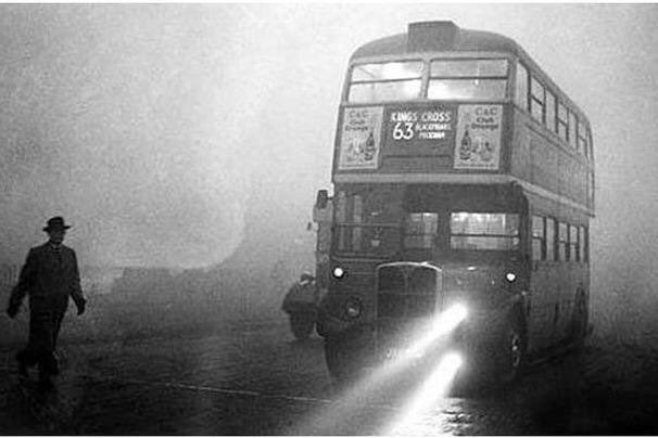 5 December 1952. A freezing cold fog descended on London and was responsible for an estimated 12,000 deaths from respiratory conditions in weeks that followed. It became known as “The Great Smog”.