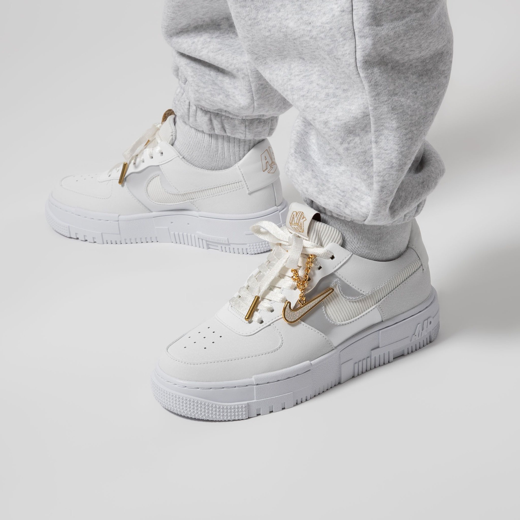 pixel grey gold chain