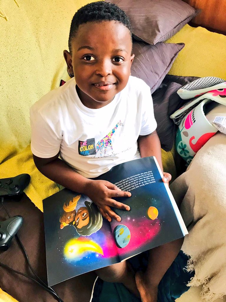 AstroBono's tweet photo. We are loving our #YoungReaders so much❤️
#childrensbooks #AstroBono https://t.co/QeL64P8Hn3