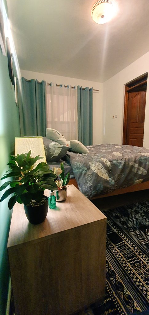 Did a little something with the bedroom. I guess it would be fair to wrap this one at this for now. Until some other ideas  come up.