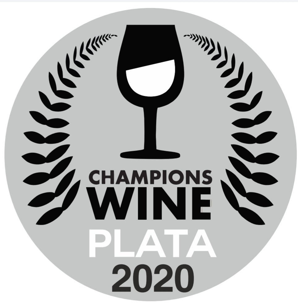 Es una gran satisfacción cerrar el año con otra medalla. Plata en ChampionsWine 2020.
#lunadereina, @vinosdealicantedop, #monastrell, #syrah, #alicante, #vinalopó, #viticultures, #championwine, #concursosdevino