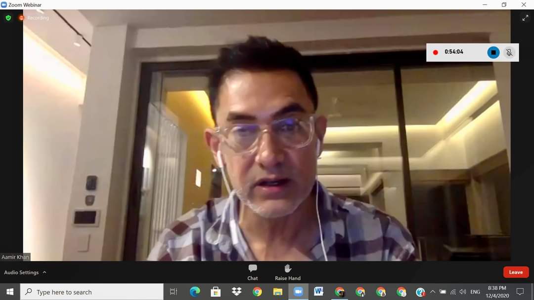 ShomyChowdhury's tweet photo. Incredibly honoured to have been invited to speak at this outstanding series alongside some really inspirational figures including this legend, the megastar @aamir_khan! Truly thankful to @UNDPasiapac for organizing this! I couldn't get enough of my zoom screen! #KarmaDialogues https://t.co/RkLFSyo9Mk