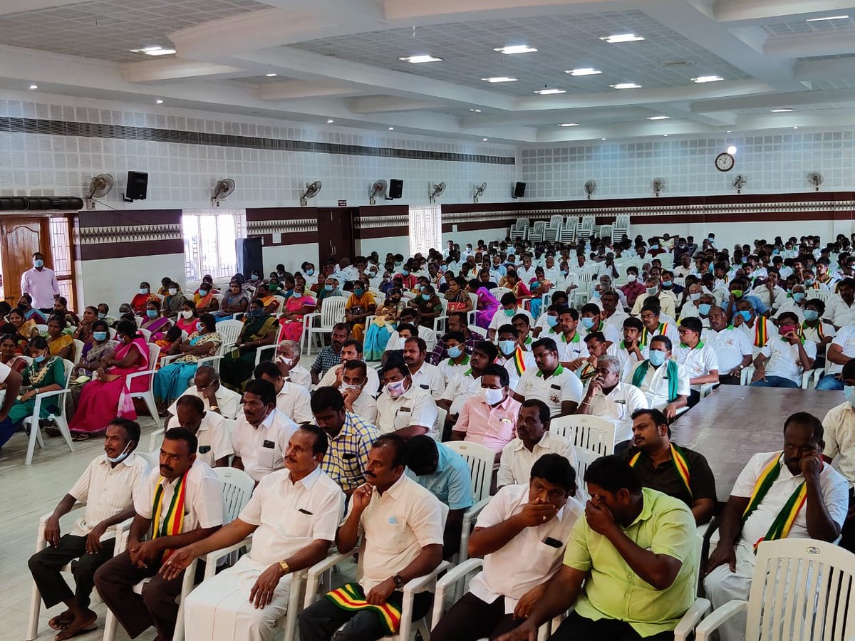 ereswaranoffl's tweet image. இன்று நாமக்கல்லில் நடைபெற்ற கொங்குநாடு மக்கள் தேசிய கட்சியின் நாமக்கல் தெற்கு மாவட்ட பொதுக்குழு கூட்டத்தில் கலந்து கொண்டு உரையாற்றினேன்..!

#KMDK #EREswaran