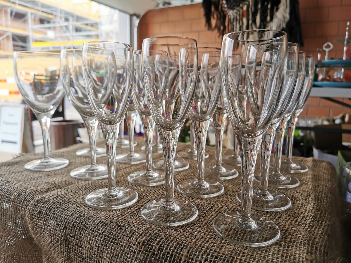 #Hausflohmarkt Hofmattenweg 6 in #Fraubrunnen #flohmarkt #steinschmuck