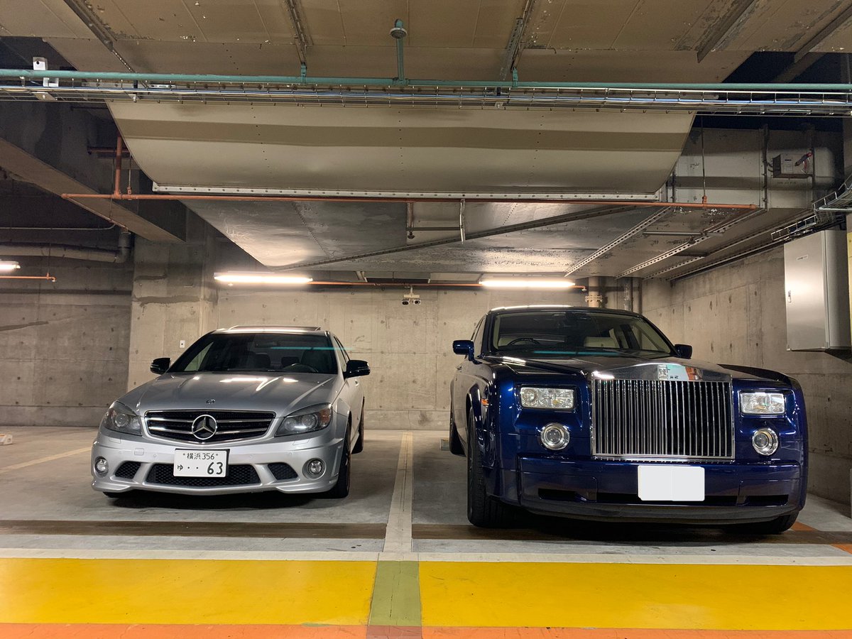 ふみ ॱ C63 Amgとかいうベンツの軽自動車 ロールスロイスでかすぎて縮尺バグる ふみ ॱ C63 Amgとかいうベンツの軽自動車 ロールスロイスでかすぎて縮尺バグる