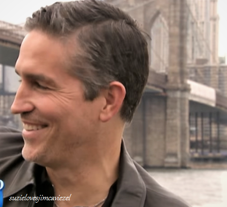 SusanVorderstr4's tweet photo. Jim with Raymond Arroyo on World Over Live EWTN 11/21/13
#jimcaviezel #raymonarroyo #worldoverlive https://t.co/eJge1oCMAp