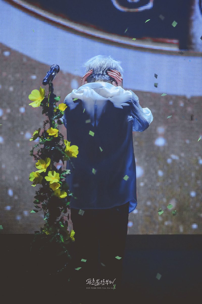 안녕, 엑소엘

시우민, 190504 슈윗타임(XIUWEET Time) ‘나비소녀’ 엔딩 인사

#어서와_시우민 #XIUMIN
#추운겨울_피어난_기적의눈꽃
#580Days_are_OVER