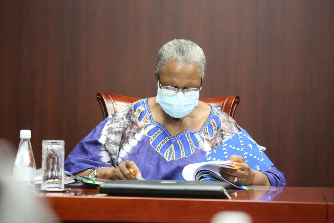 Nangolo Mbumba tweet media