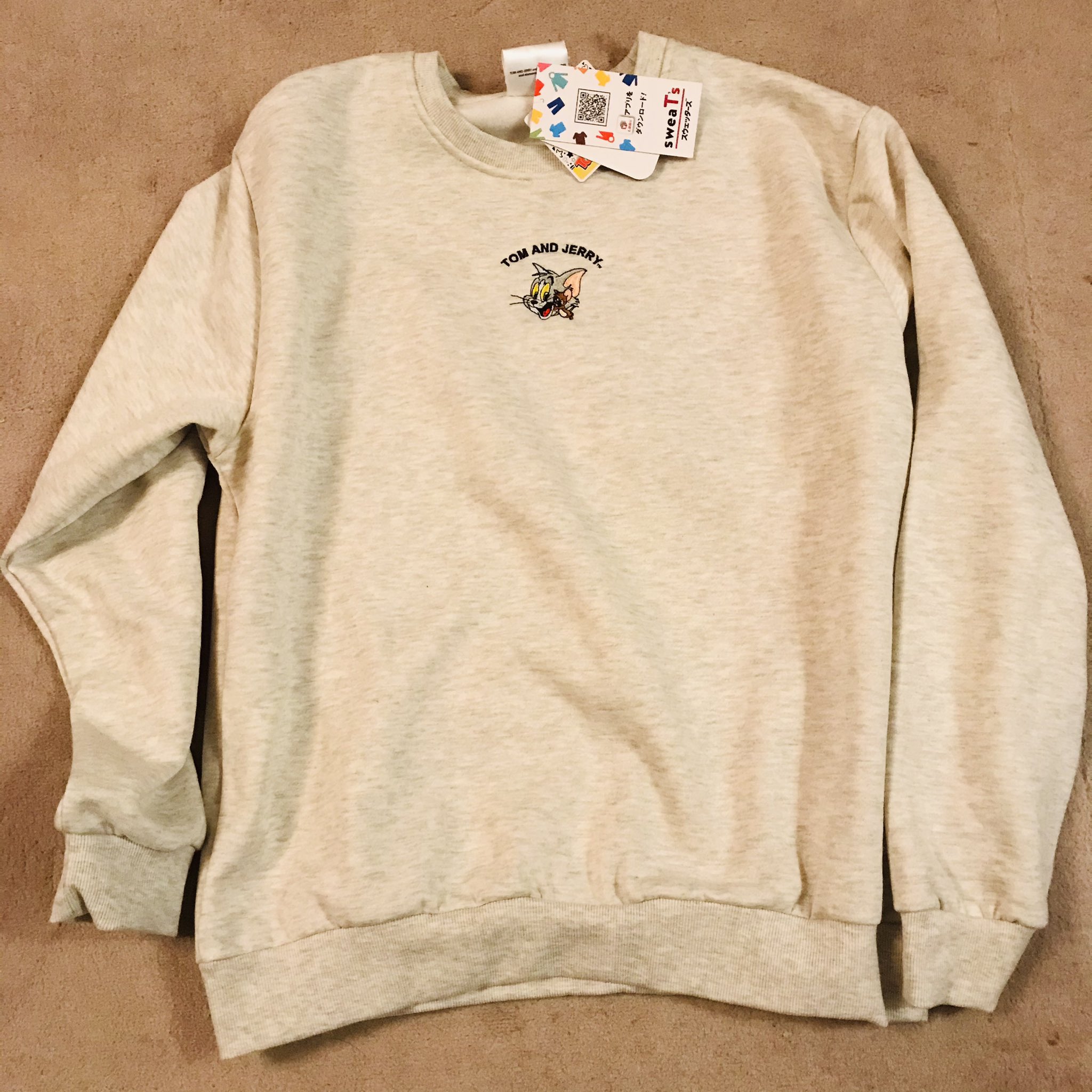 ナラ 推しキャラ は トムとジェリー です しまむらの今週のチラシ商品 トムとジェリーのトレーナー メンズで税込1419円 小さくワンポイントで さりげないトムジェリ トムとジェリー トムジェリ しまむら しまパト しまコレ トレーナー