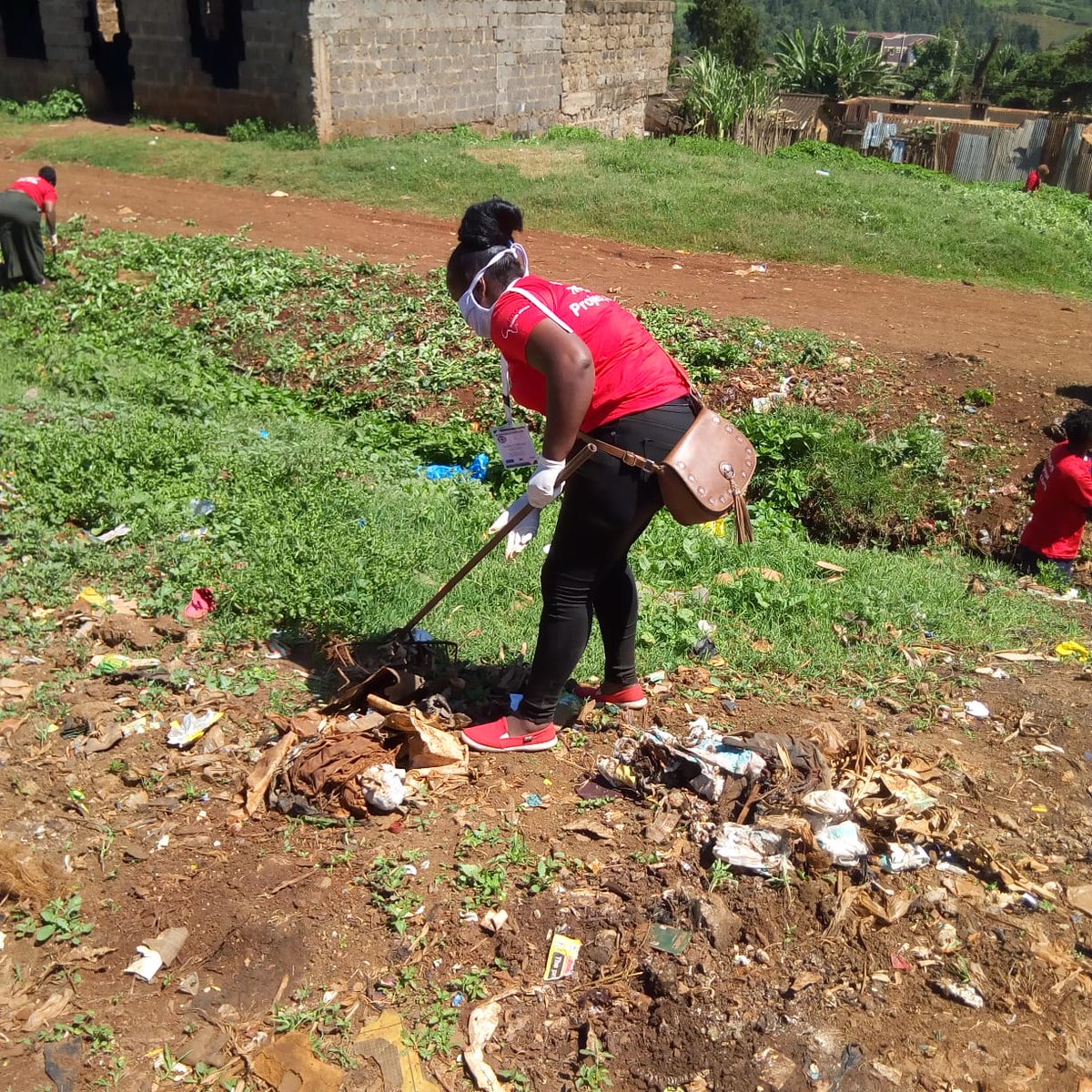 Timkiss8's tweet photo. @HellenMuriuki11 Environmental pollution leads to low food production. 
#EUAmrefKochCleanUP
@YEDNetworkKe
@IsraelRedCoil1
@EUinKenya https://t.co/wanceSf47W