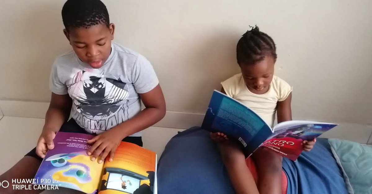AstroBono's tweet photo. Our #YoungReaders ❤️❤️
We love it when parents share such beautiful pics with us😍
#childrensbooks #AstroBono https://t.co/50hBVMBW35