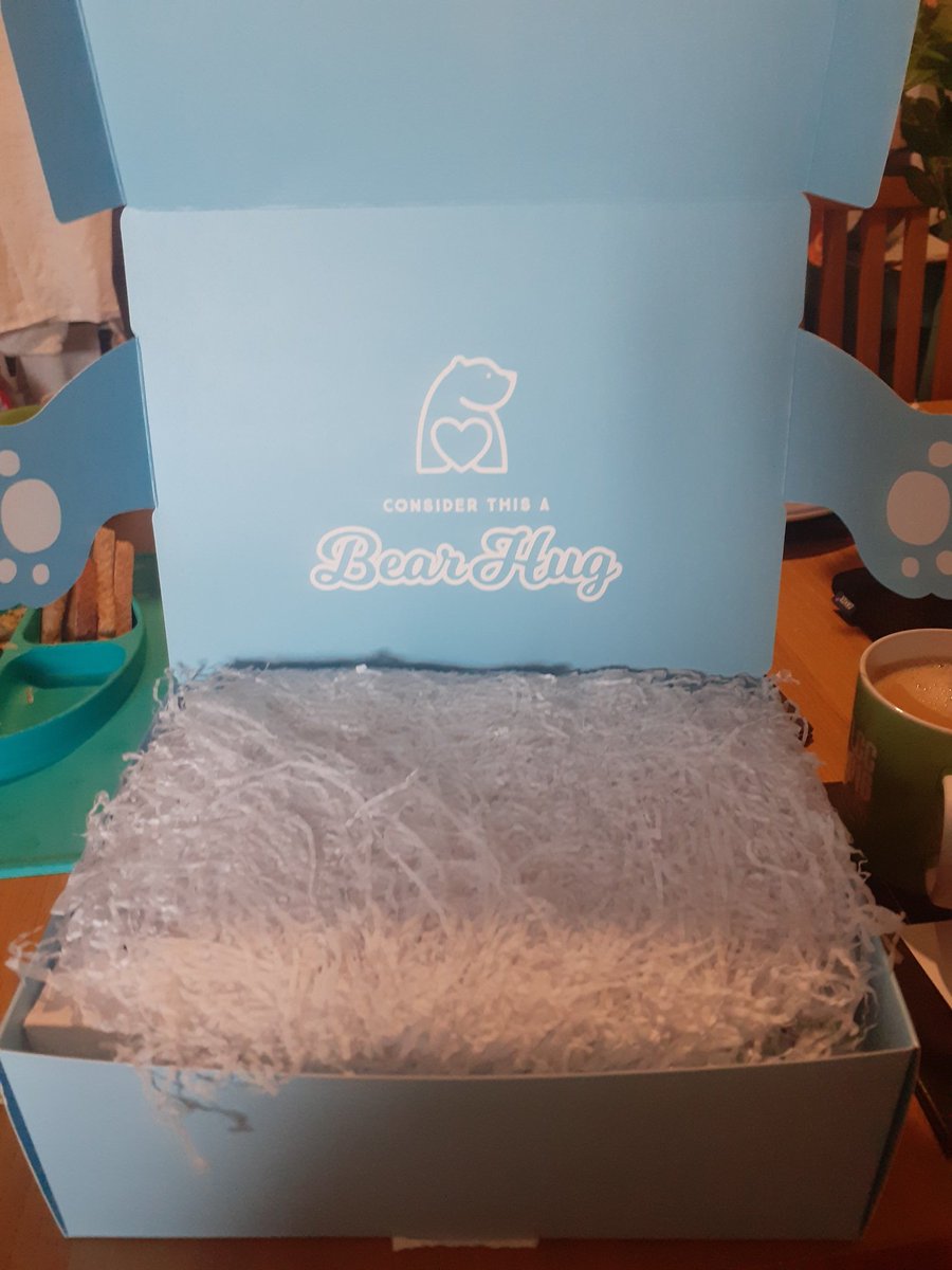kenderwick's tweet photo. Recovery is made a lot easier when you work with such incredible humans. So lucky to be part of the @substrakt team. 😍😍😘 https://t.co/o5RQjx5Lzt