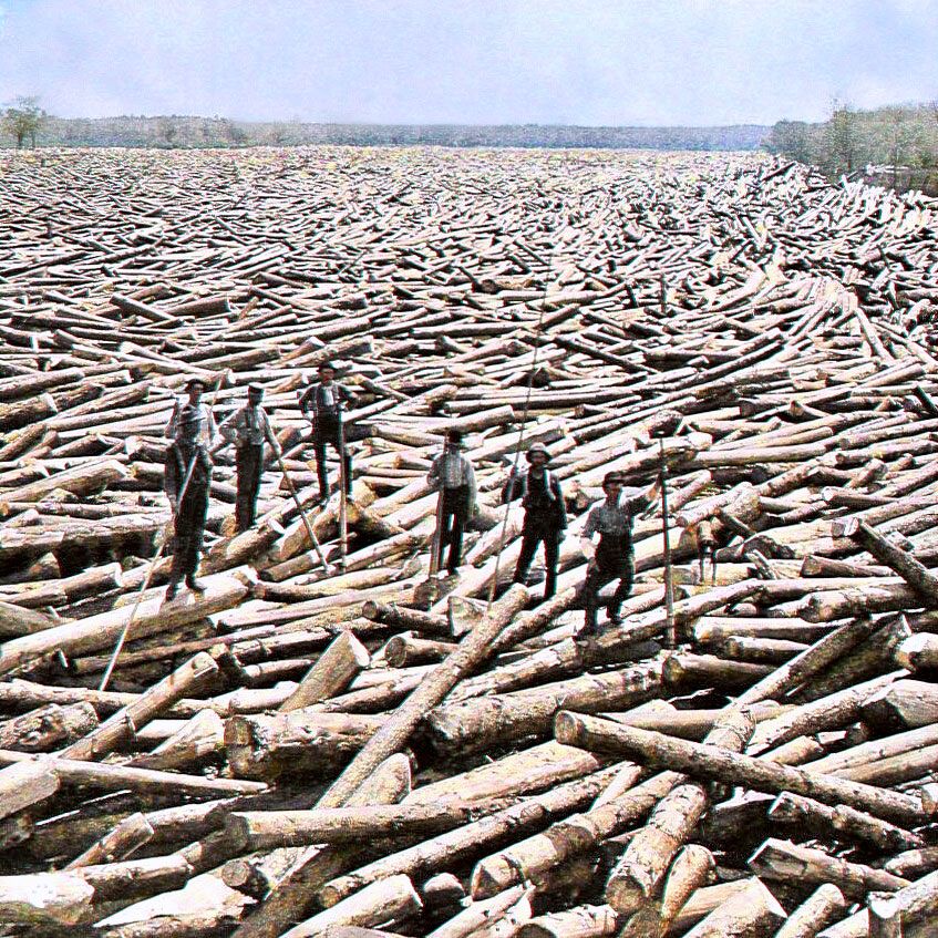 1907: Loggers, New York _ Color by @historicolor _ For more pictures like this, follow @retronauthome @retronauthq