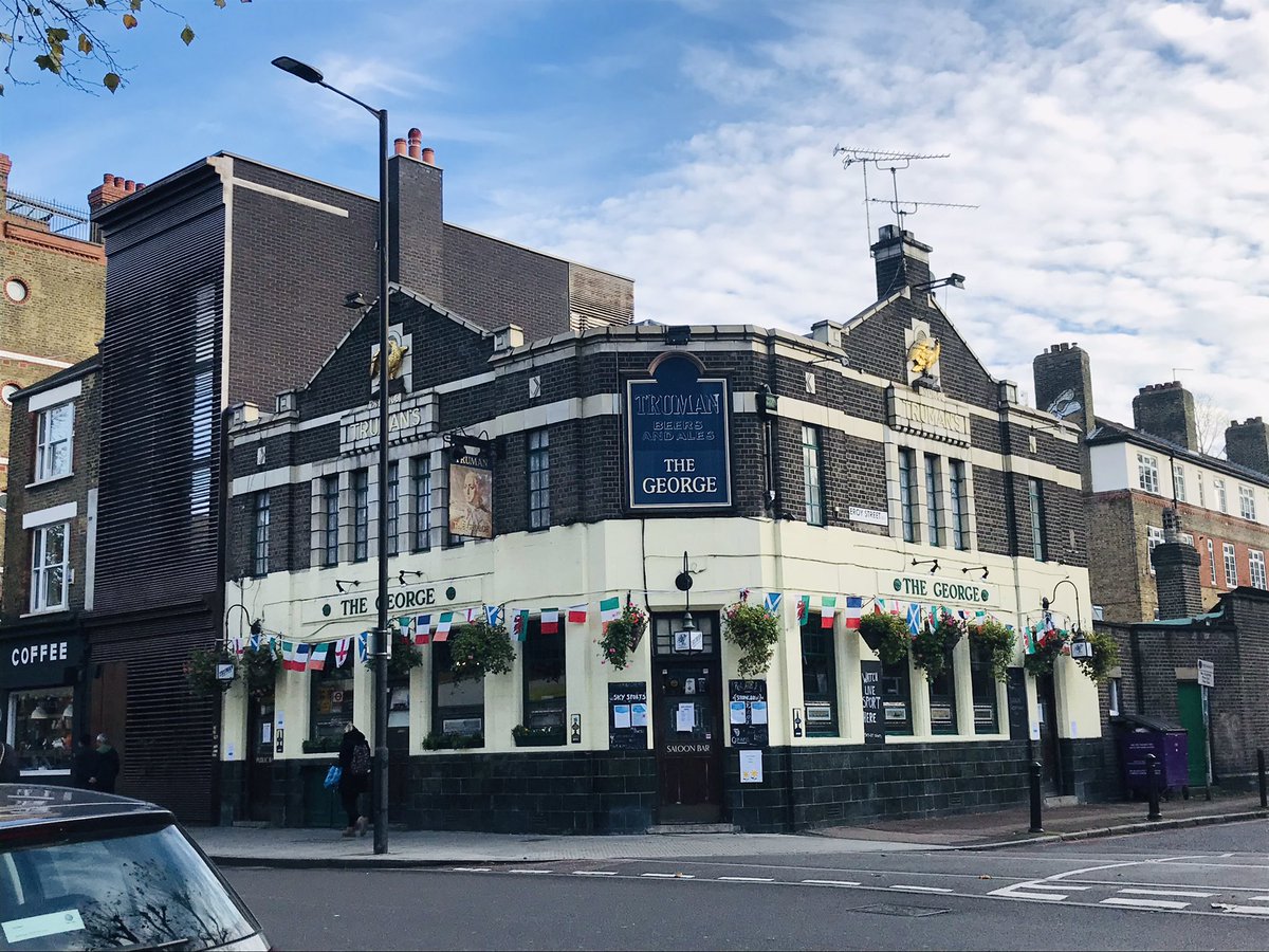 booksandwine76's tweet image. PUB? #TheGeorge #LambTavern #TwoBridges #TheDevonshire