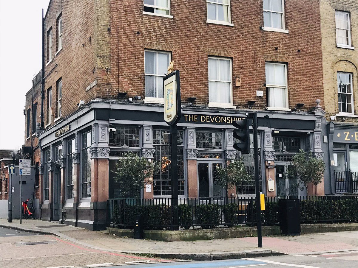 booksandwine76's tweet image. PUB? #TheGeorge #LambTavern #TwoBridges #TheDevonshire