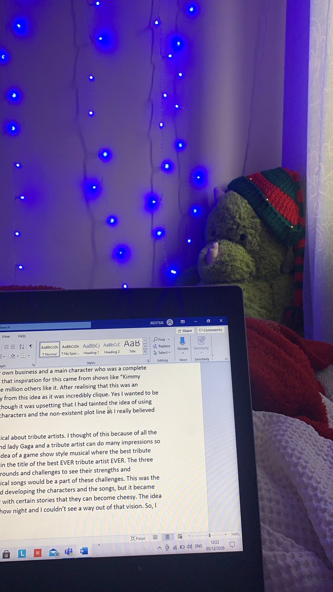 There’s no crime of doing work and feeling festive at the same time is there?? #bringonchristmas #milestone2