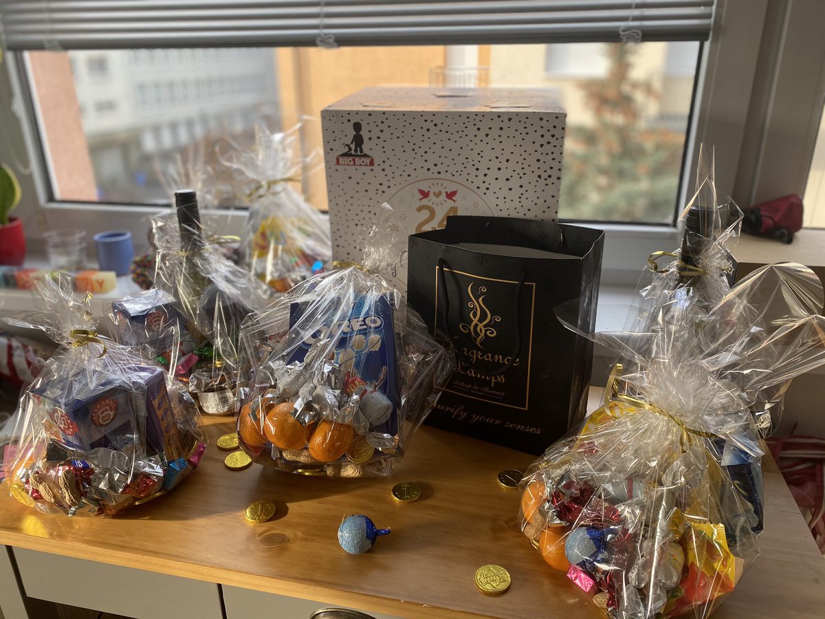 HelenaSochr's tweet image. Tak snad umí tu básničku 👹🎁♥️

#mikulas