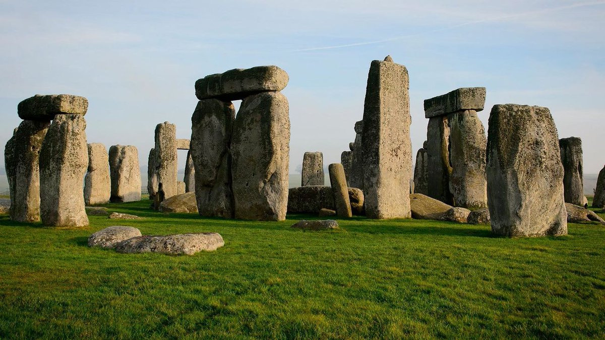 Ahora en #laOtra noche de documentales.

📌 Operación Stonehenge
📌 Da Vinci, el último hereje