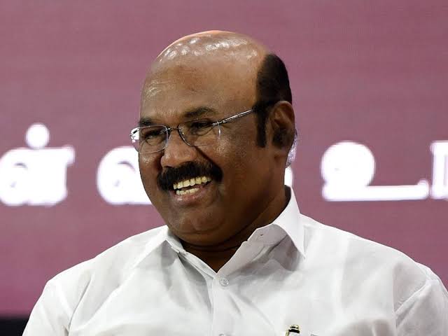 habibullasiraaj's tweet photo. #புயல்_நிவாரண பணிகளை மேற்கொள்ள அமைச்சர்கள் #நியமனம் - முதலமைச்சர் திரு #எடப்பாடி_கே_பழனிசாமி அவர்கள் அறிவிப்பு
மாண்புமிகு அமைச்சர்கள்
#சென்னை_மாவட்டம்
திரு #டி_ஜெயகுமார் அவர்கள்,
திரு #மாஃபா_க_பாண்டியராஜன் அவர்கள்.
@mafoikprajan
@offiofDJ https://t.co/g5LMmSUlXH