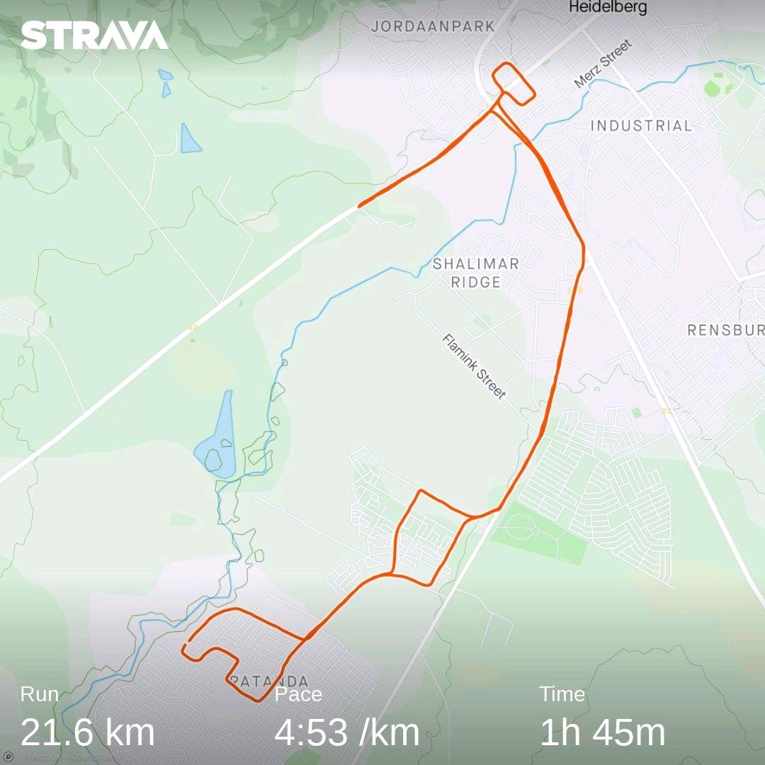 Ndumie_Mcyong's tweet photo. "Sweat is the cologne of accomplishment"
Day 1 of 2 done and dusted
@thee_zee
#Run2gether
#Run4change
#21kMovement
#RunningMovement
#Discovery101
#RunningWithTumiSole https://t.co/jOwcrXbBTY