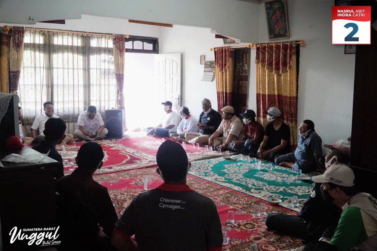 Indra__Catri's tweet photo. Silaturahmi dengan Kelompok Tani dan UMKM di sekretariat kelompok tani Komera Koto Marapak, Nagari Biaro Gadang, Kecamatan IV Agam, Kab. Agam
@nasrul_abitt @sumbarunggul @Gerindra 
#sumbarunggul #baDUO #indracatri #sumbarmemilih #pilgubsumbar #pemilihan2020 #2untuksumbarunggul https://t.co/G4ECLeTbP6