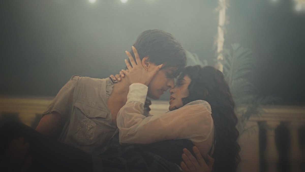 Alia___Tweets's tweet photo. The HOTTEST PAIRING to ever exist

#Kaira | #yrkkh https://t.co/007b1hI1cp