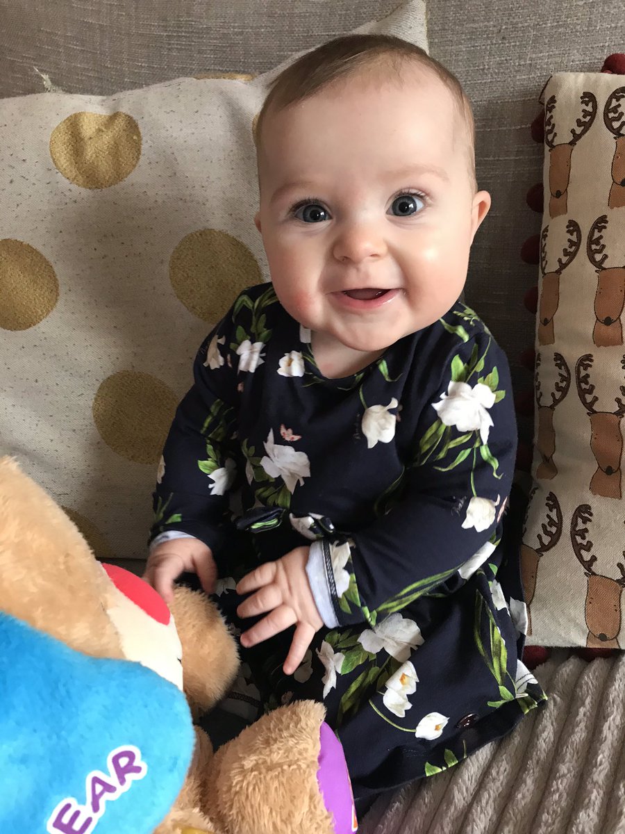 JEducation4's tweet photo. 👋🏼 Good morning Twitter! It’s been a while. 🙈 I thought I’d brighten the feed this morning and share a picture of our littlest ray of sunshine! 🥰 6 months of you, little one! Time has just flown. ❤️ #brighteningthefeed #6monthsold #happysaturday @AndrewAllan9 https://t.co/73UyguTEtV
