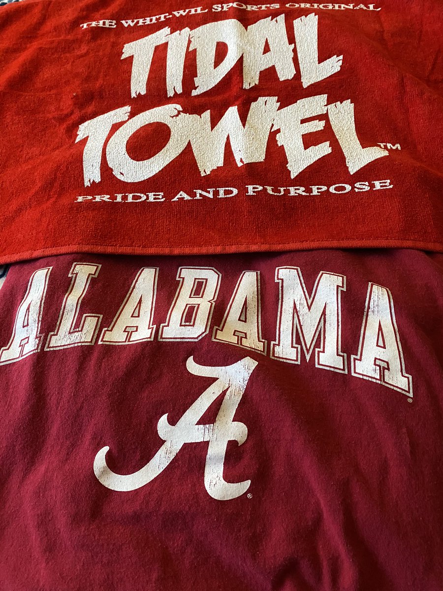 AnnNabors4's tweet photo. @TidalTowel @DavidWalkerQB @tcoley1 @Bethanythebrave @pambrooks7 @HeatherDThomas1 @majesticjkl @ChickCrimson @crimson_frank @RodH75727469 @FishingLeeP @InMyOwnWordsTDA @Gobama_4_Ever @darrellRTR @mistyrhaynes @race2thefront @JeromeFromBham @BamaBo17 Tidal #RollTide #StompLSU https://t.co/xvdAKDOVq6