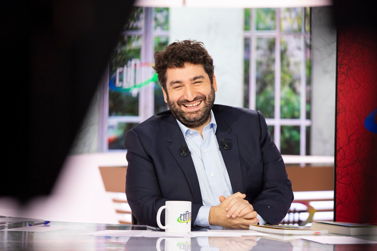 ✌️ #CLIQUE revient demain à 12h45 en clair sur <a href="/canalplus/">CANAL+</a>. Nous recevrons <a href="/lenasituations/">Lena Situations</a> et l'académicien <a href="/Amin__Maalouf/">Amin Maalouf</a>. A demain sur la 4.

📸 : <a href="/jack_tribeca/">JaCk_TriBeca // InCoGniTo</a>