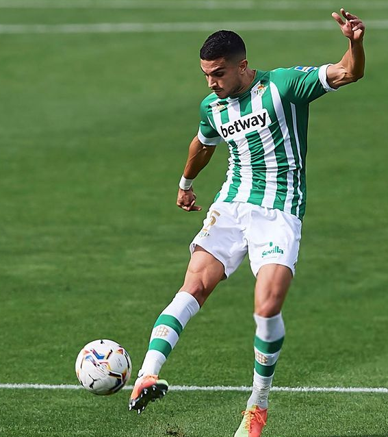 Marc Bartra, DC (1991)Barcelone, Dortmund, Betis14 sélections, 1 butsAncien grand espoir de la Masia, le Beticos est surtout connu pour son humiliation par Bale en Coupe du Roi. Il a manqué son passage au BVB et celui au Betis est compliqué dans une équipe en difficulté.