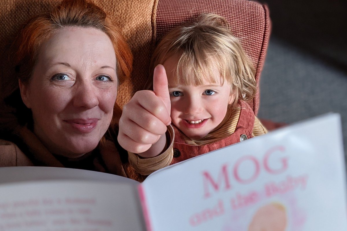rebeccaaccaa's tweet photo. We're enjoying Judith Kerr books for @SaveGlasgowLibs #virtualreadin today... Really miss Pollokshields library on these cold wintry days, @GlasgowLib @glasgowlife #saveglasgowlibraries #booksoverdue https://t.co/A4doVvOmem