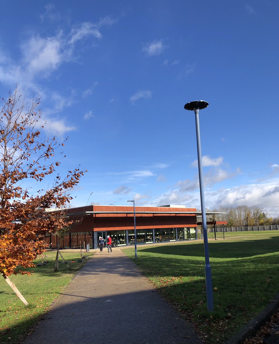 Lycée Paul-Mathou de Gourdan-Polignan tweet media