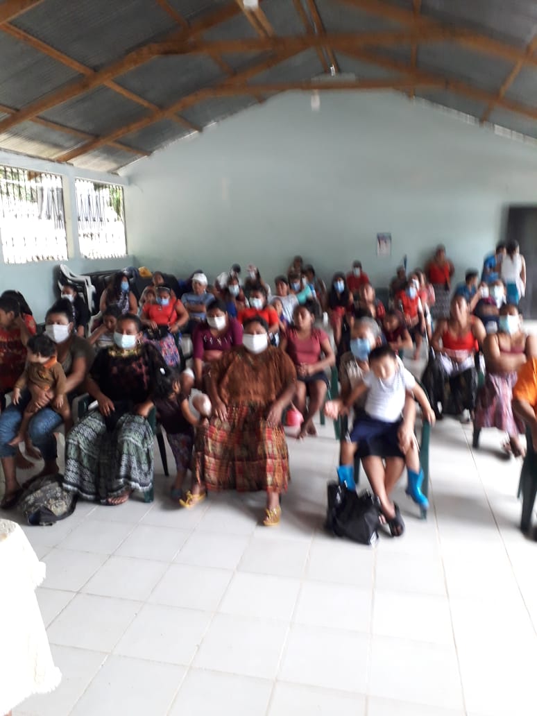 BMC en Guatemala atendiendo en el departamento de Izabal a los damnificados por ambos Huracanes.
#SomosCuba 
#SomosContinuidad 
#CubaSalvaVidas