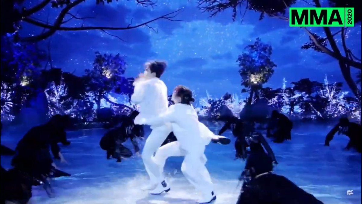 this pas de doux starts with jimin doing a high kick, then going into arabesque, jungkook turning him through promenade. an arabesque is when the weight of the body is supported on one leg while the other is extended back. to get to promenade, jungkook turns jimin on pointe.