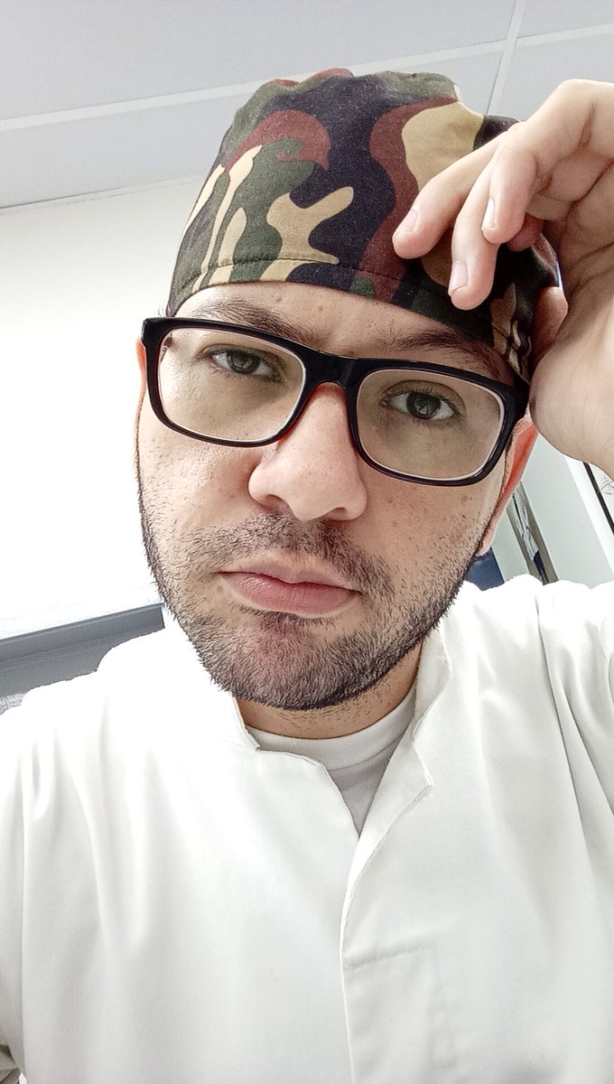 Kjsining's tweet photo. Cuando estás aburrido en el trabajo y ya no hayas que hacer. #Guardia #Maternidad #Aburrición #HMIM #Nurse #Enfermero https://t.co/igIPDD06UR