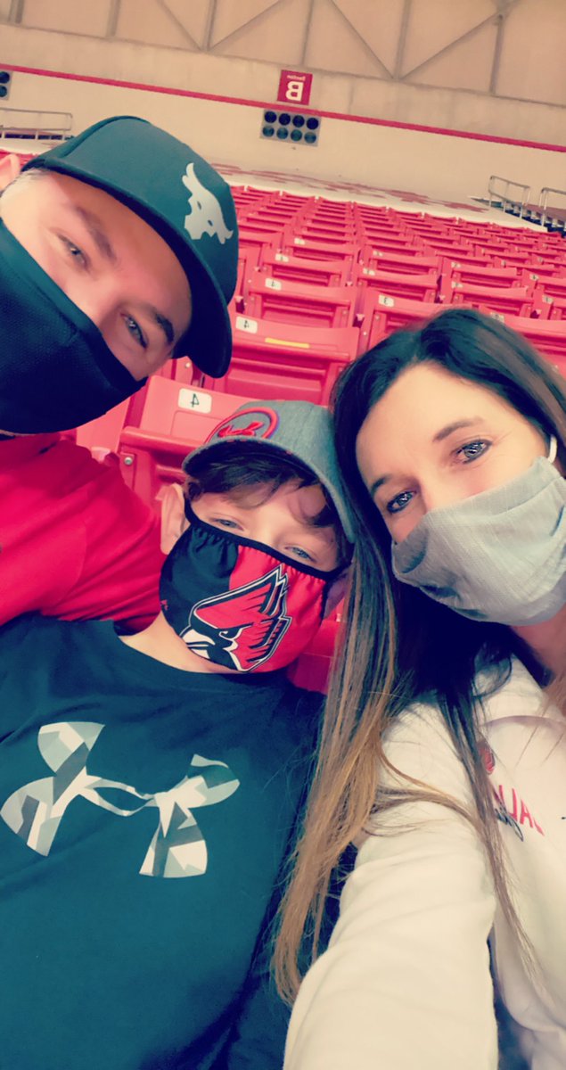 Bre0725's tweet photo. go cards! #ChirpChirp #WeFly https://t.co/hq5rVGHOFZ
