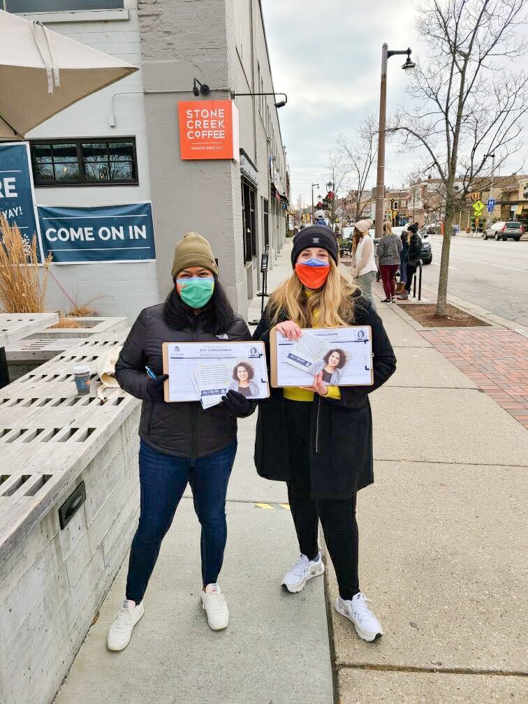 jilly4mps's tweet photo. #TeamJilly out in full force this morning! So thankful for supportive friends and volunteers like Lilia &amp; @nmbehnke ☺️

Join us as we canvass for signatures all weekend! https://t.co/Y1zxKlEH0D https://t.co/WfFNaSdEwS